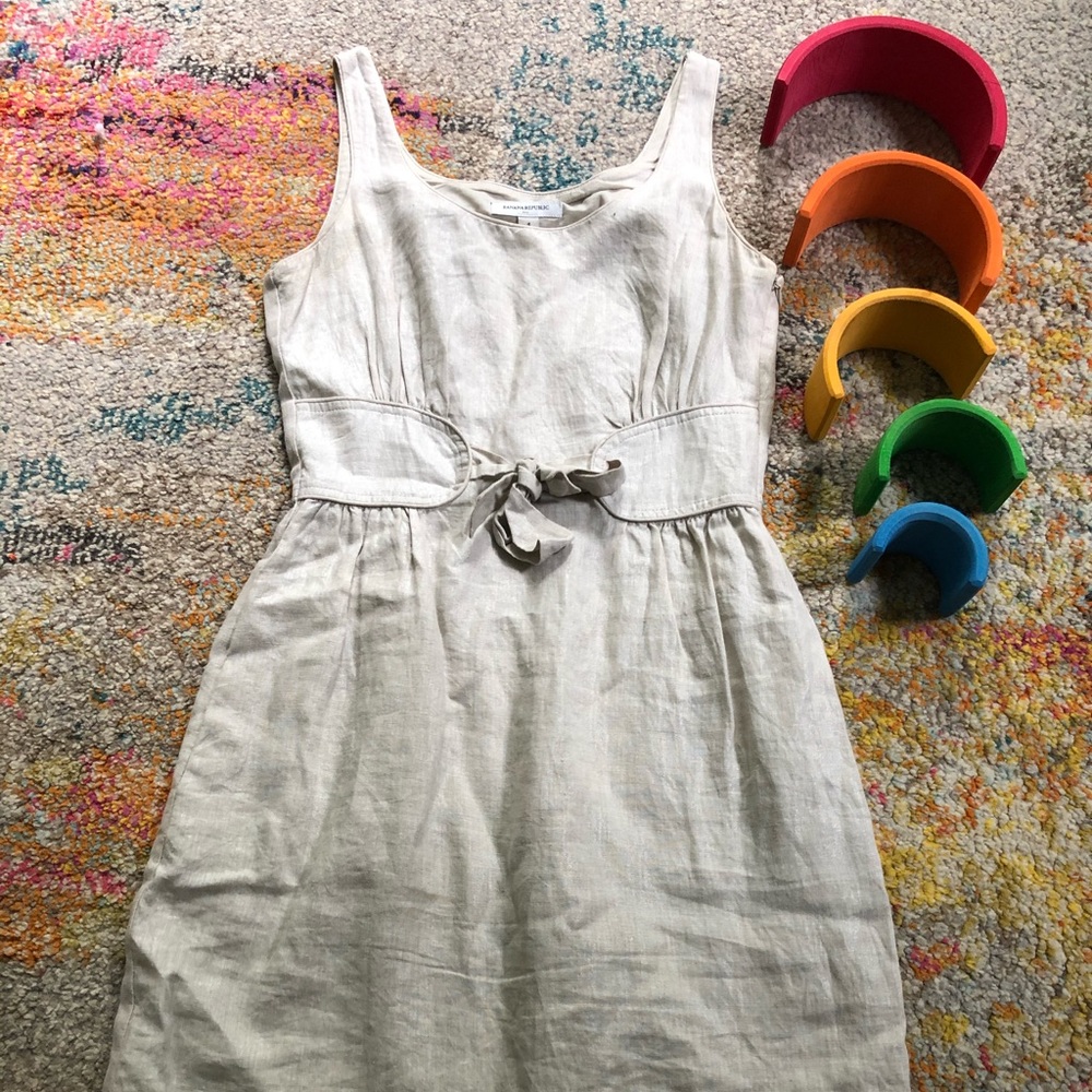 Banana Republic shimmery tan dress with pockets